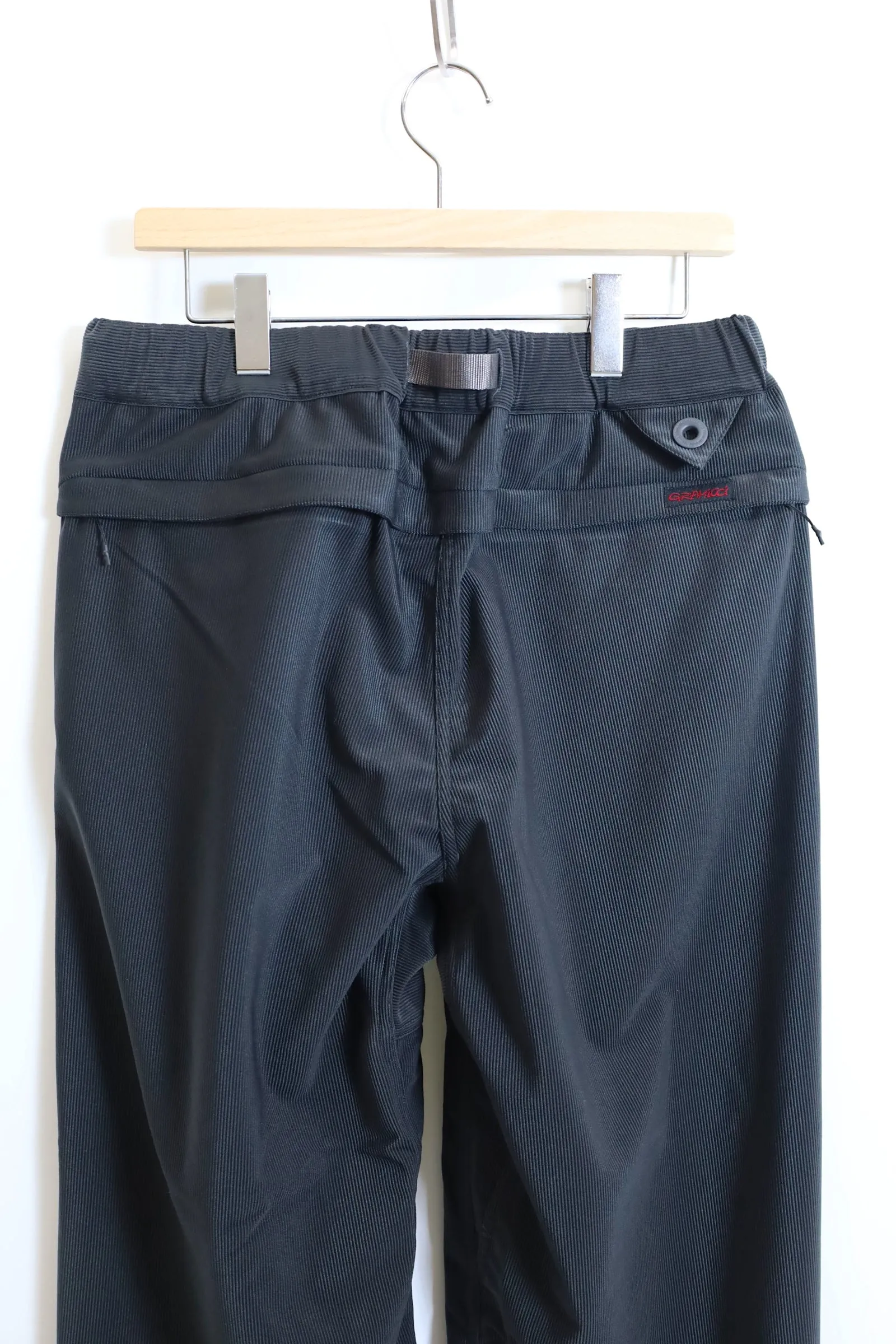 White Mountaineering /WM×GRAMICCI CORDUROY 3 TUCK PANTS- WM2473409/CHARCOAL
